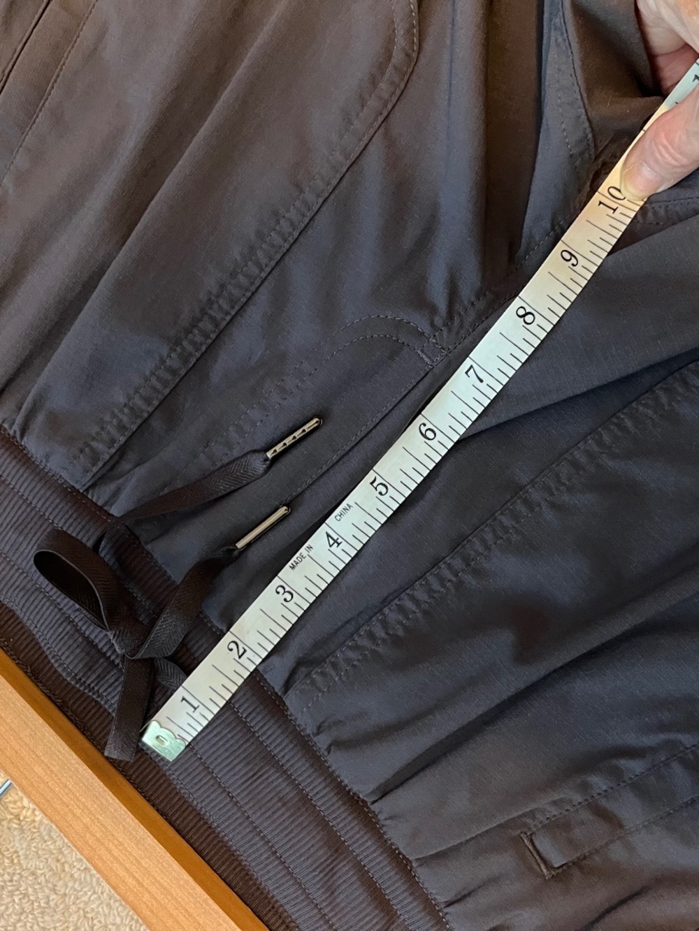 Women's LL Bean Vista Camp-Hike-Walk Pants, Straight Leg Cargo, Sz Pet Small - Picture 8 of 12